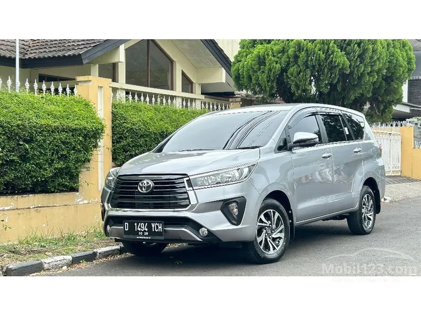 Jual Mobil Toyota Kijang Innova 2021 G 2.4 di Jawa Barat Automatic MPV Silver Rp 380.000.000