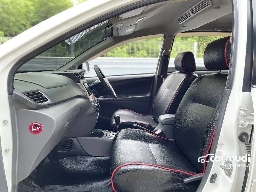2013 Toyota Avanza Veloz MPV