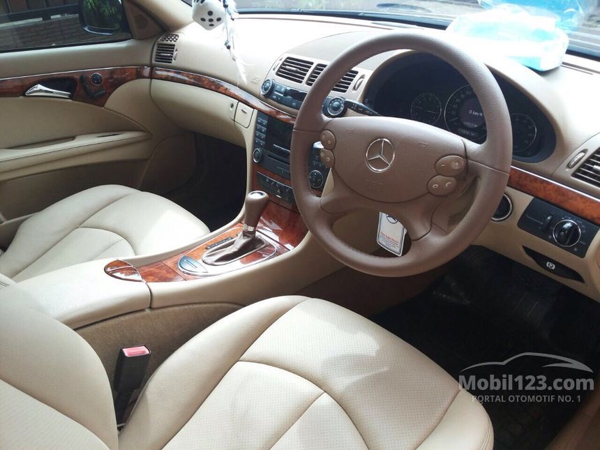 Jual Mobil Mercedes-Benz E280 2008 W211 3.0 di DKI Jakarta 