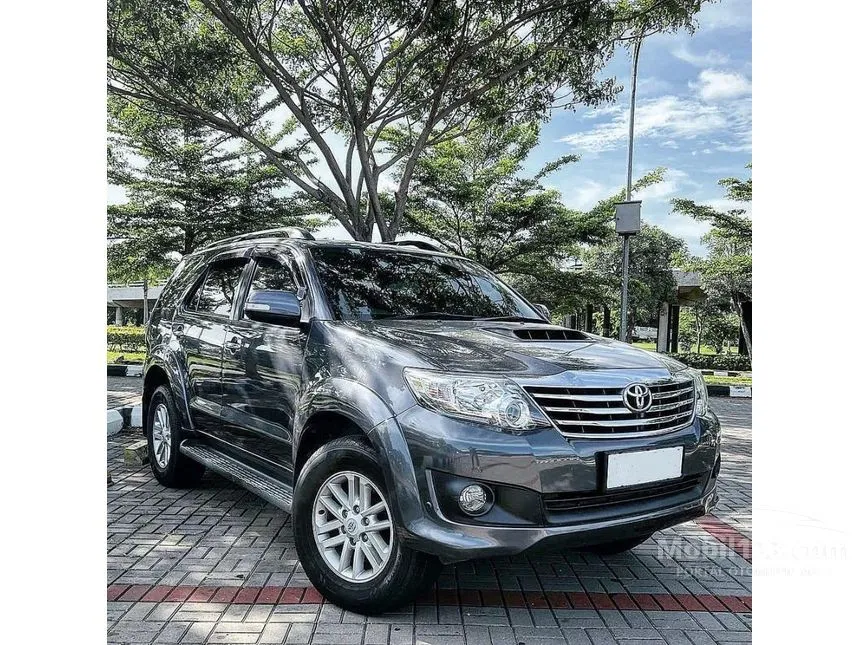 2013 Toyota Fortuner G TRD VNT SUV