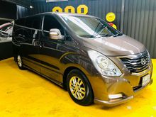 2015 Hyundai H-1 2.5 (ปี 08-17) Deluxe Van AT