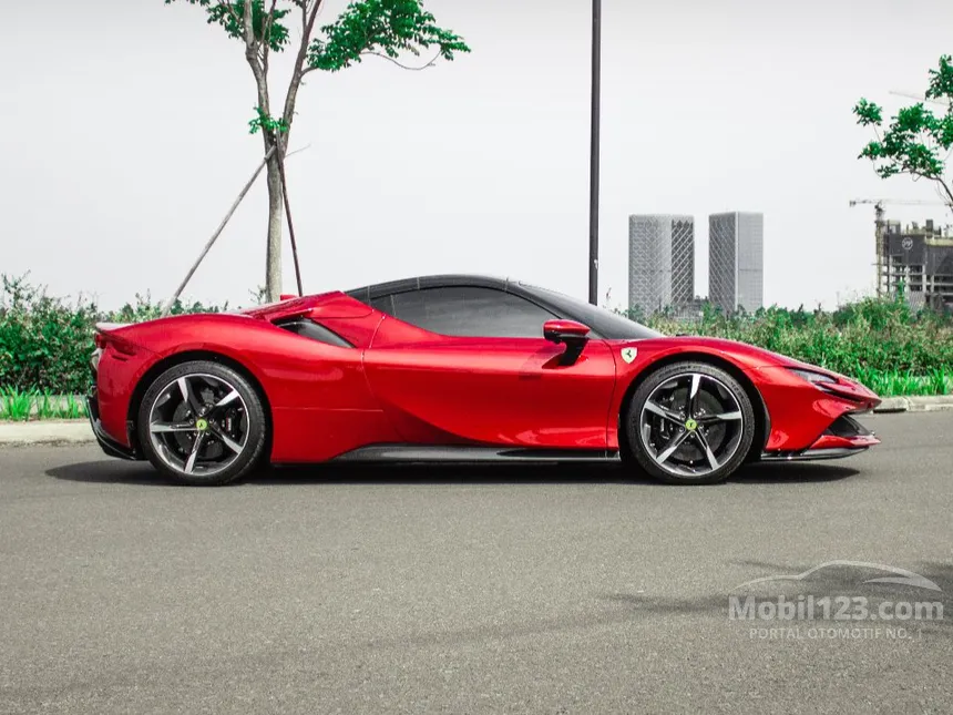 2022 Ferrari SF90 Spider Convertible