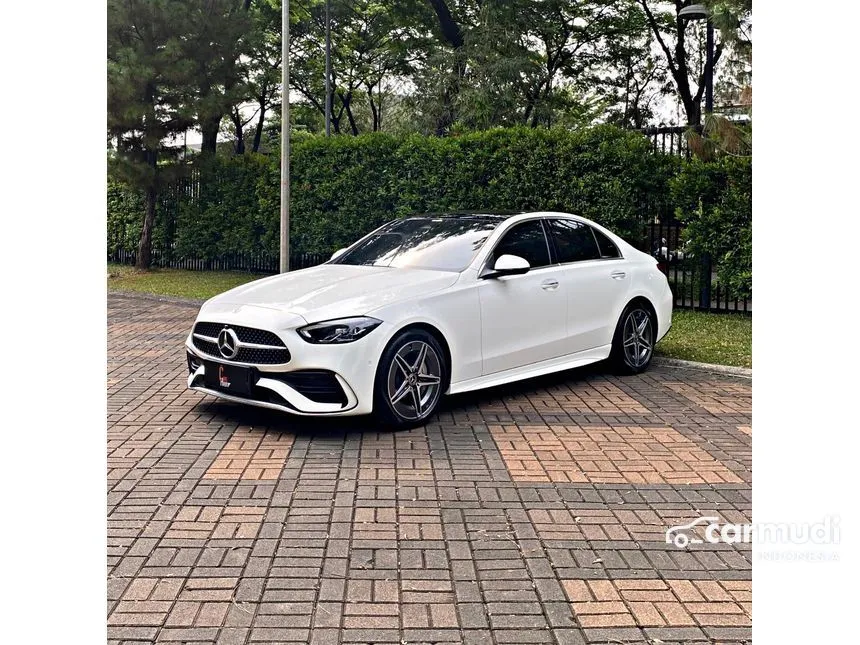 2022 Mercedes-Benz C300 AMG Line Sedan