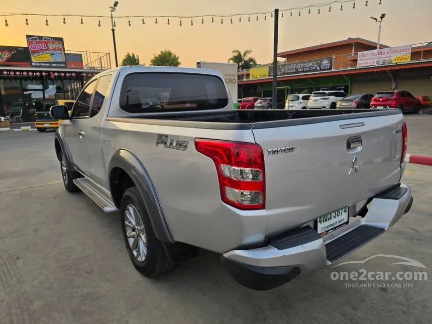 2015 Mitsubishi TRITON GLS Plus Mega Cab Pickup