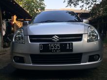 2005 Suzuki Swift 1.5 GL Hatchback