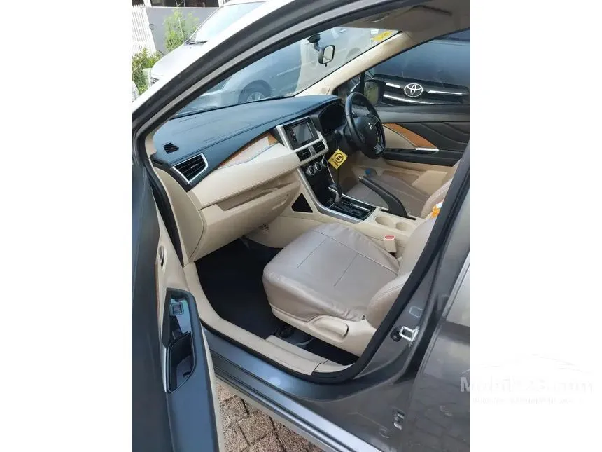 Jual Mobil Mitsubishi Xpander 2019 ULTIMATE 1.5 di Banten Automatic Wagon Abu