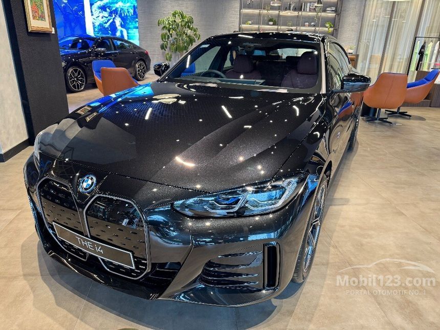 Jual Mobil BMW i4 2023 eDrive40 M Sport di DKI Jakarta Automatic Gran ...