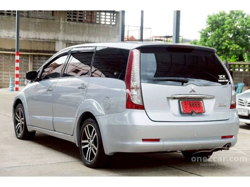 2009 Mitsubishi SPACE WAGON GLS Wagon