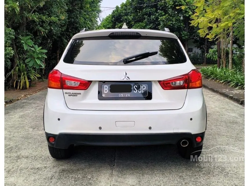 Jual Mobil Mitsubishi Outlander Sport 2016 GLX 2.0 di DKI Jakarta Manual SUV Putih Rp 140.000.000