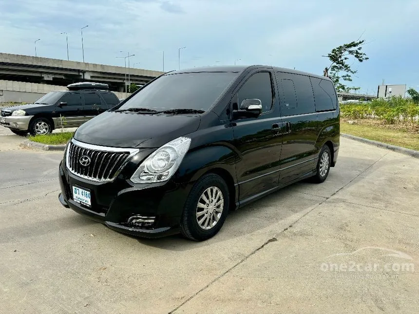 2016 Hyundai H-1 Deluxe Van