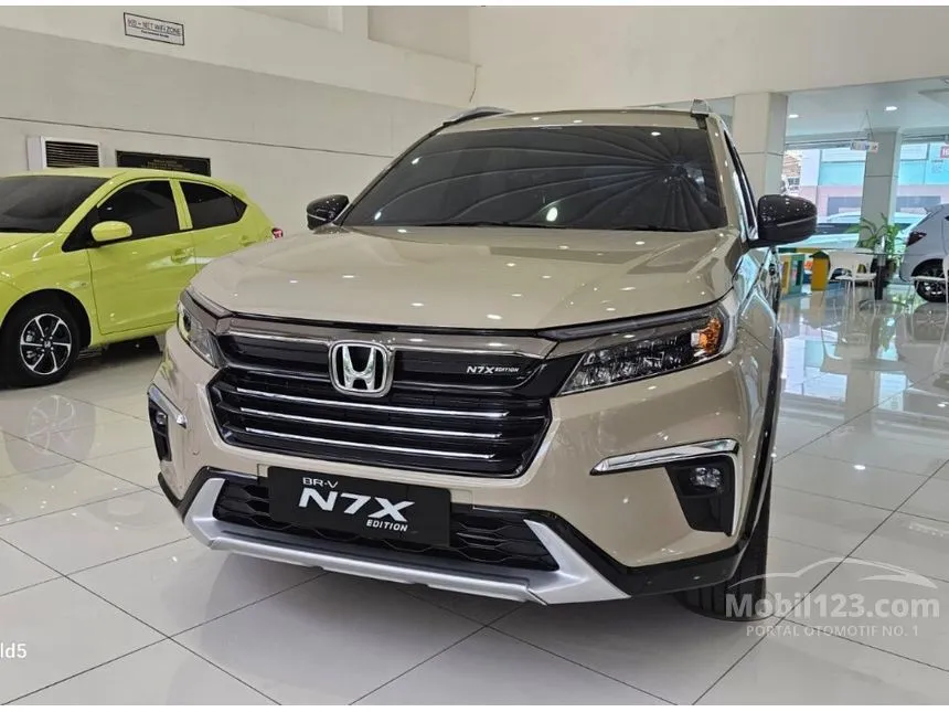 Jual Mobil Honda Brio 2024 E Satya 1.2 di Jawa Barat Automatic Hatchback Lainnya Rp 343.400.000