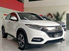Promo Special Exclusive on July 2020 Honda HR-V 1.5 E CVT Special Edition come n get it..