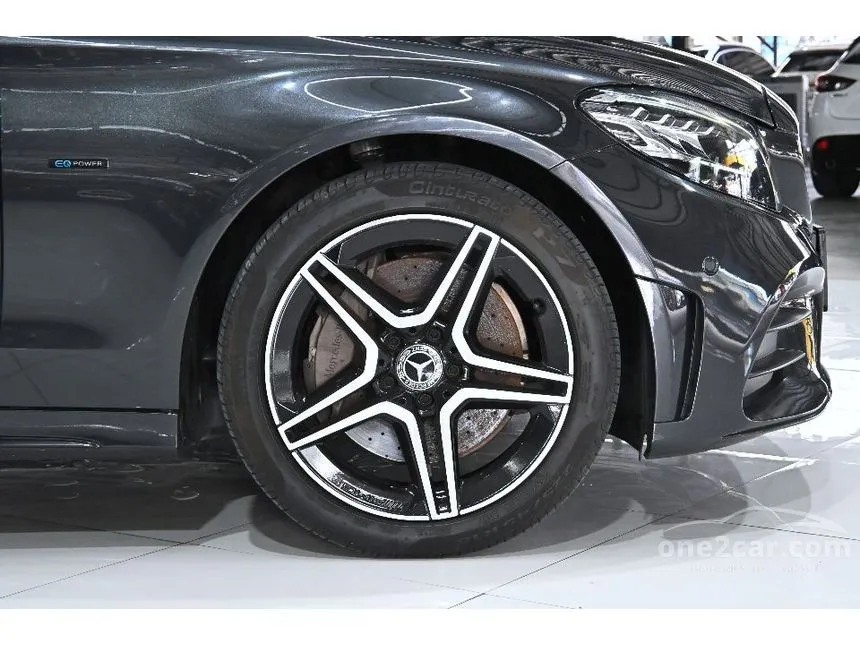 2022 Mercedes-Benz C300 e AMG Sport Sedan