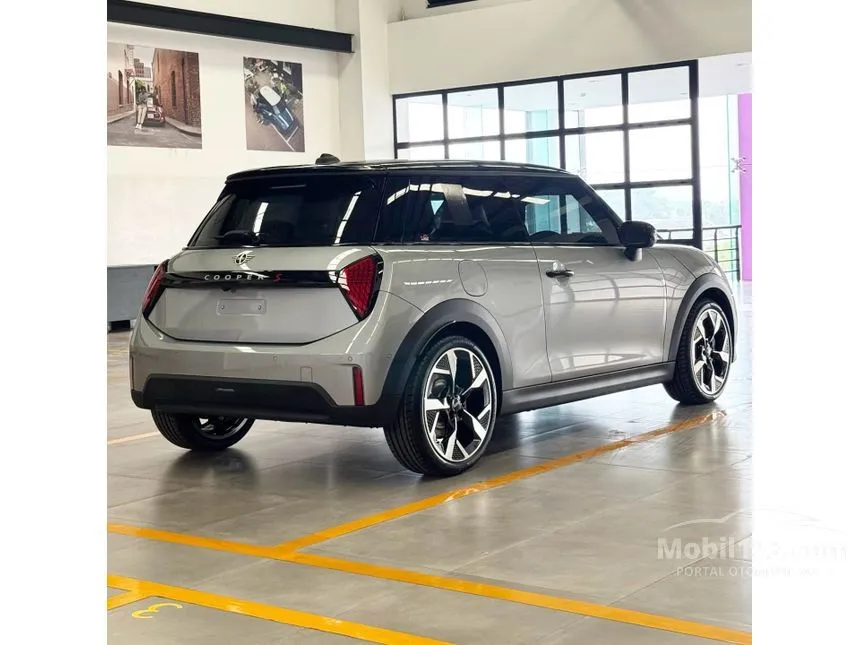 2024 MINI Cooper S 3 Door Hatchback