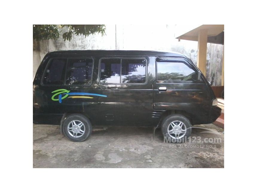 Jual Mobil  Suzuki  Futura  1991 1 5 di Jawa  Timur Manual MPV 