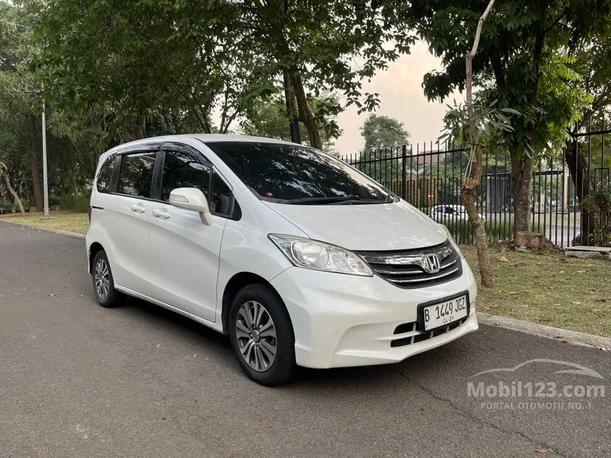 Jual Mobil Honda Freed 2013 E 1.5 di Banten Automatic MPV Putih Rp 146.000.000