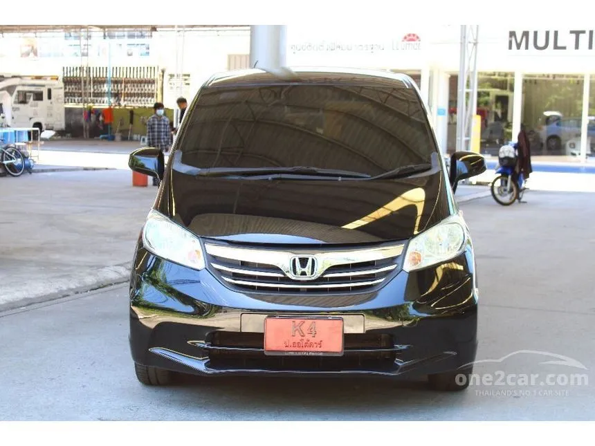 2013 Honda Freed SE Wagon
