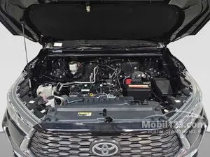2022 Toyota Kijang Innova Zenix 2.0 V (Non Premium Color) MPV
