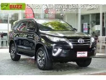 2017 Toyota FORTUNER 2.4 (ปี 15-25) V SUV