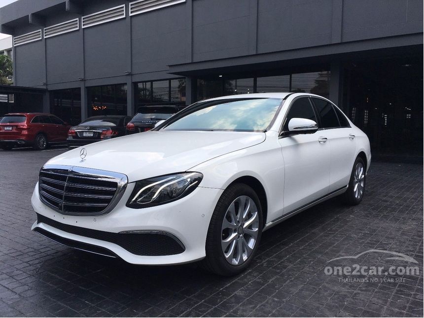 Mercedes-benz E220 2016 D Exclusive 2.0 In กรุงเทพและปริมณฑล Automatic 