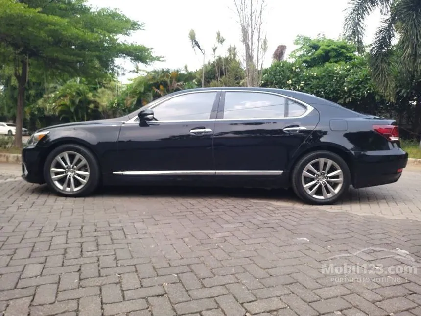 2014 Lexus LS460L LS460L Sedan