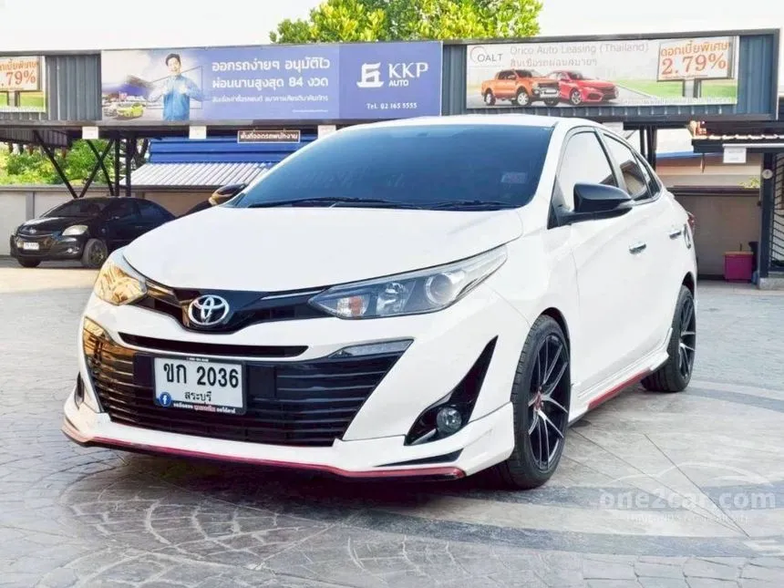 2020 Toyota Yaris Ativ Mid Sedan