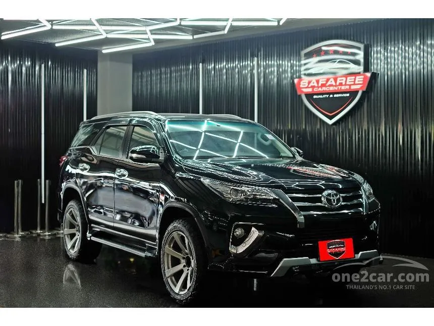 2016 Toyota FORTUNER V SUV