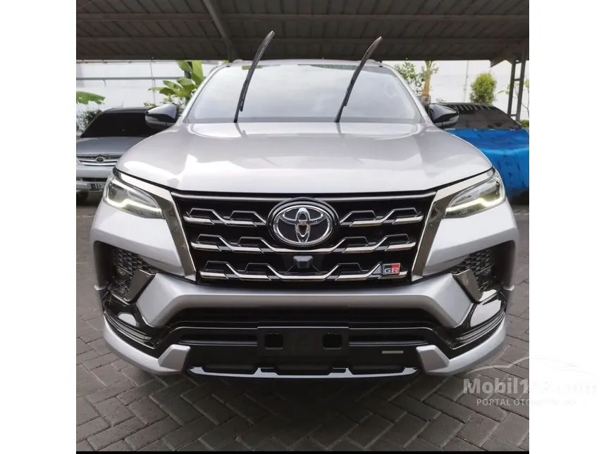 Jual Mobil Toyota Fortuner 2024 GR Sport 2.8 di Banten Automatic SUV Silver Rp 606.450.000