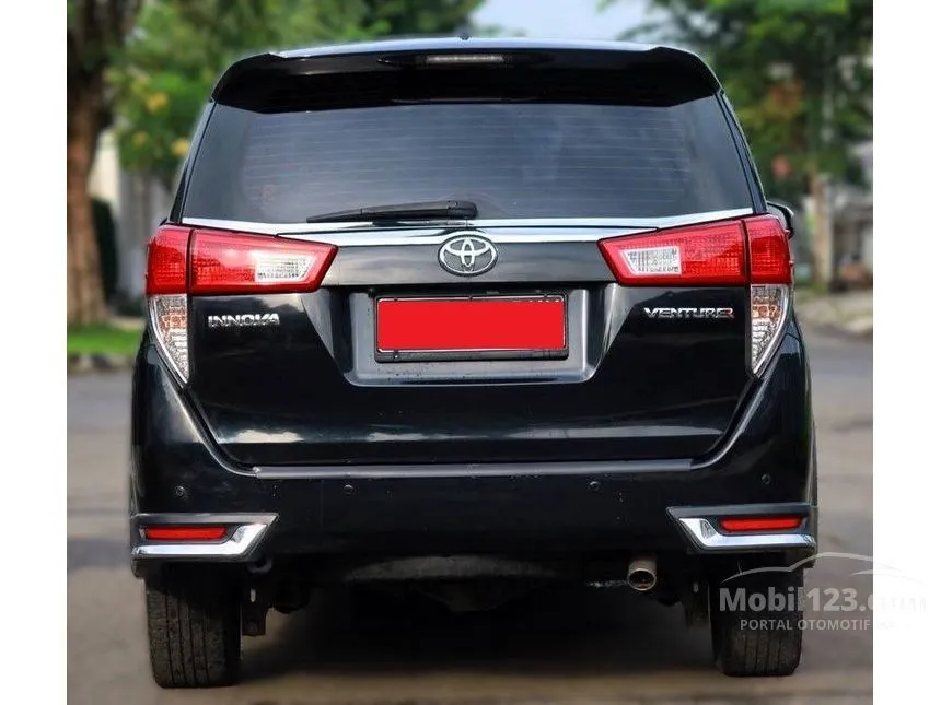 Jual Mobil Toyota Innova Venturer 2019 2.0 di Jawa Barat Automatic Wagon Hitam Rp 320.000.000