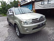 2011 Toyota Fortuner 2.5 G SUV