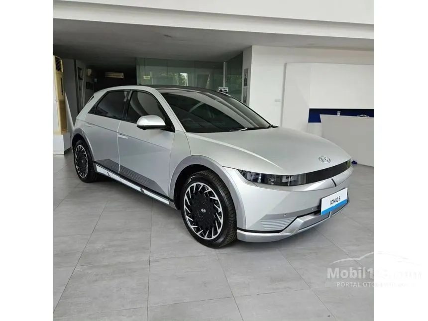Jual Mobil Hyundai IONIQ 5 2024 Signature Long Range di Banten Automatic SUV Abu