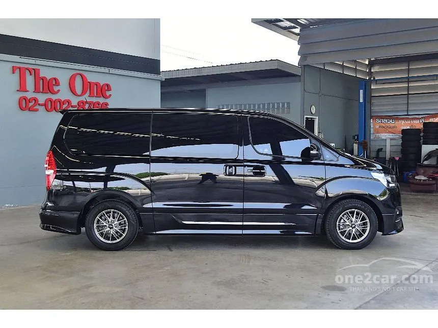2022 Hyundai H-1 Elite NS Van