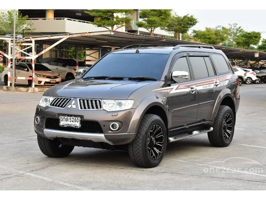 2013 Mitsubishi PAJERO SPORT GT SUV