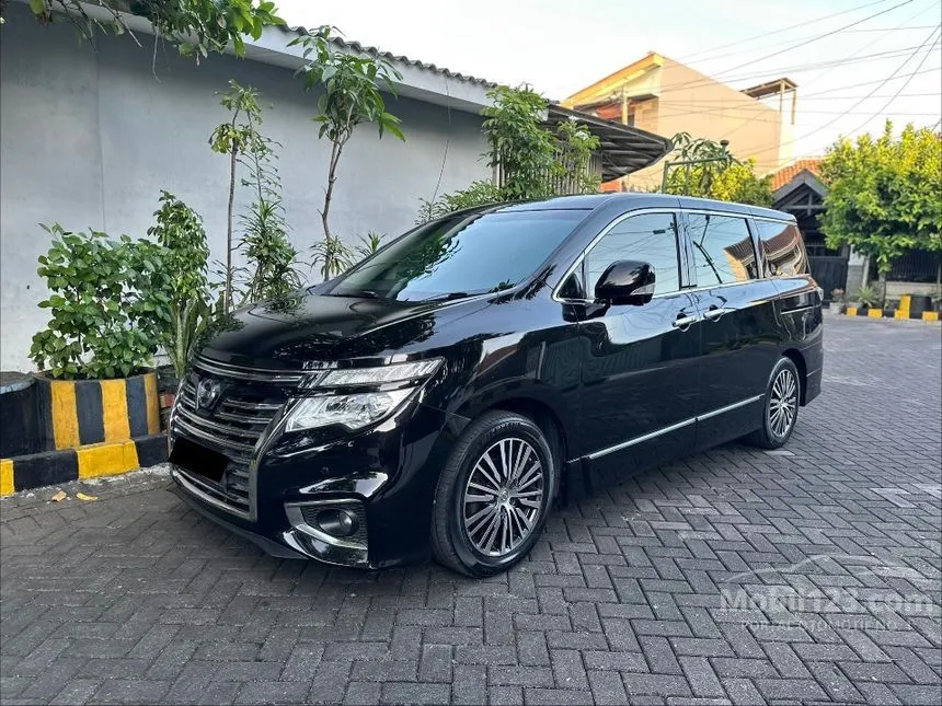 2014 Nissan Elgrand Highway Star MPV