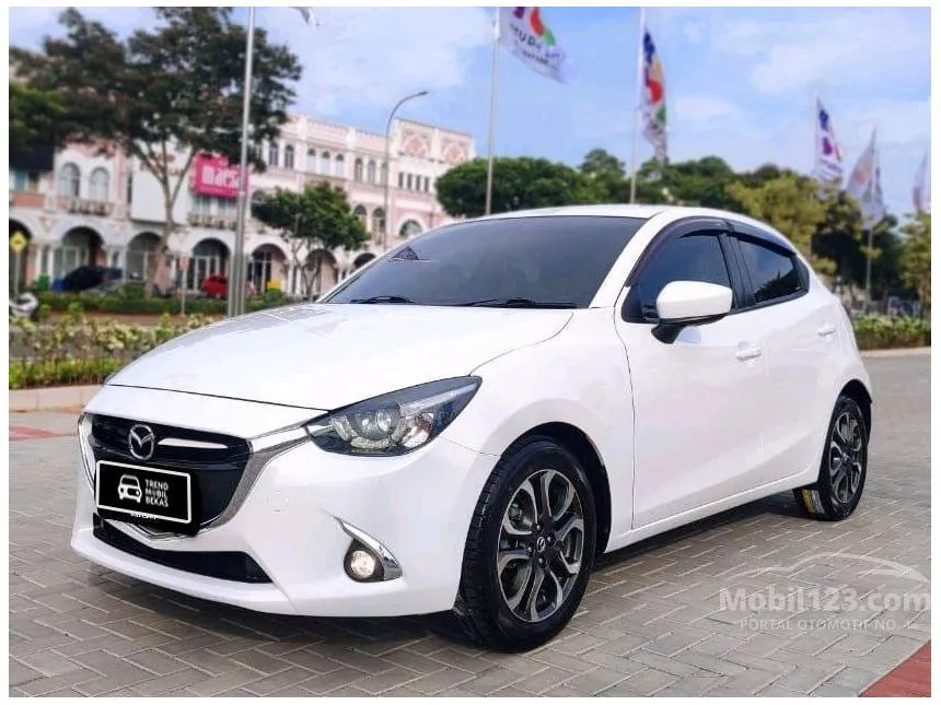 2016 Mazda 2 R Hatchback