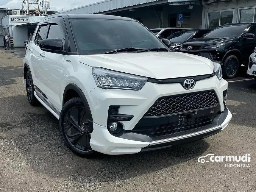 Jual Mobil Toyota Raize 2024 GR Sport 1.0 di Jawa Timur Automatic Wagon Putih Rp 205.000.000