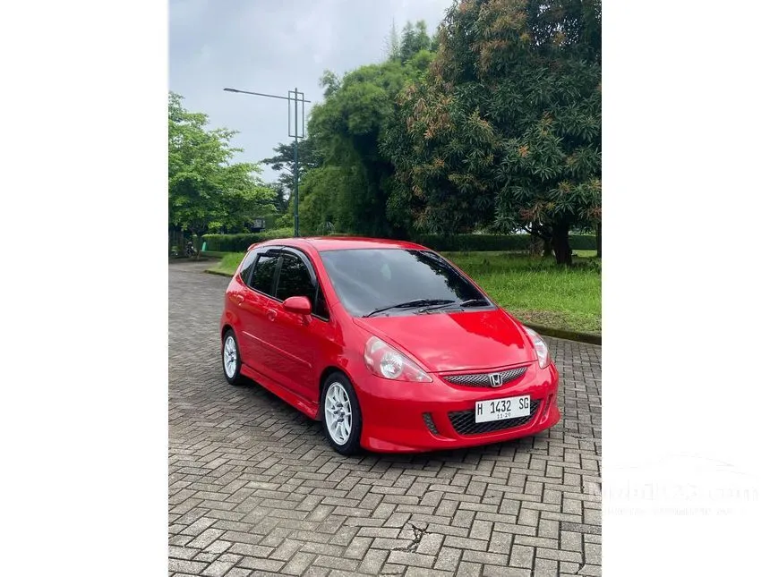 Jual Mobil Honda Jazz 2006 VTEC 1.5 di Jawa Tengah Automatic Hatchback Merah Rp 93.000.000