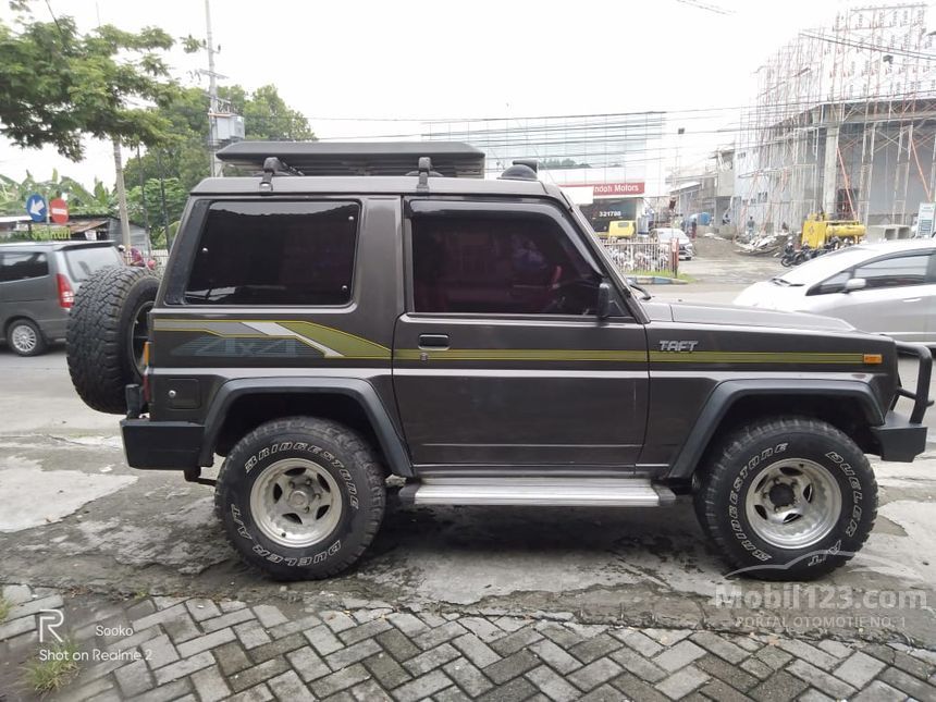 Jual Mobil Daihatsu Taft 1992 Taft 4x4 2.8 di Jawa Timur 