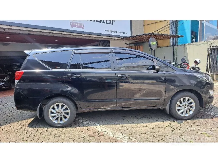 2016 Toyota Kijang Innova V MPV