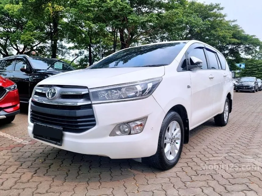 Jual Mobil Toyota Kijang Innova 2016 V 2.0 di Jawa Barat Automatic MPV Putih Rp 229.500.000