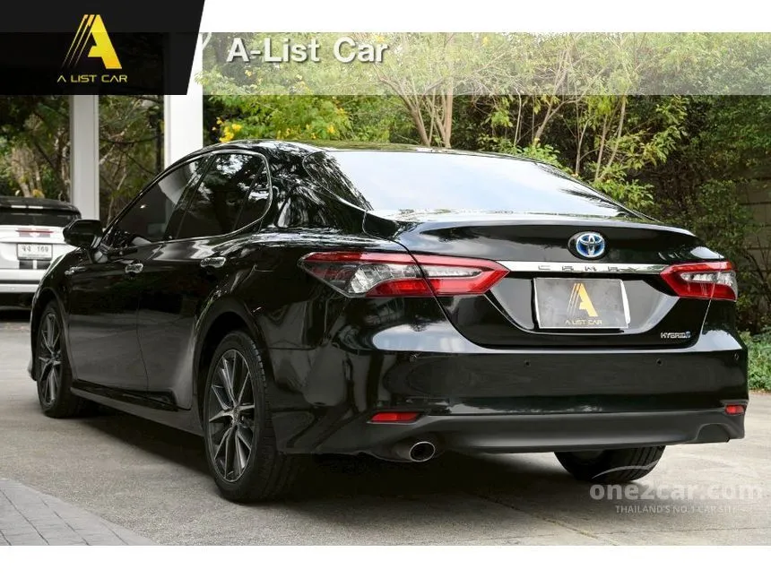 2021 Toyota CAMRY HEV Premium Sedan