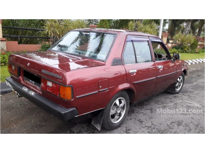 Jual Mobil Toyota Corolla 1980 1.3 di Jawa Timur Manual 