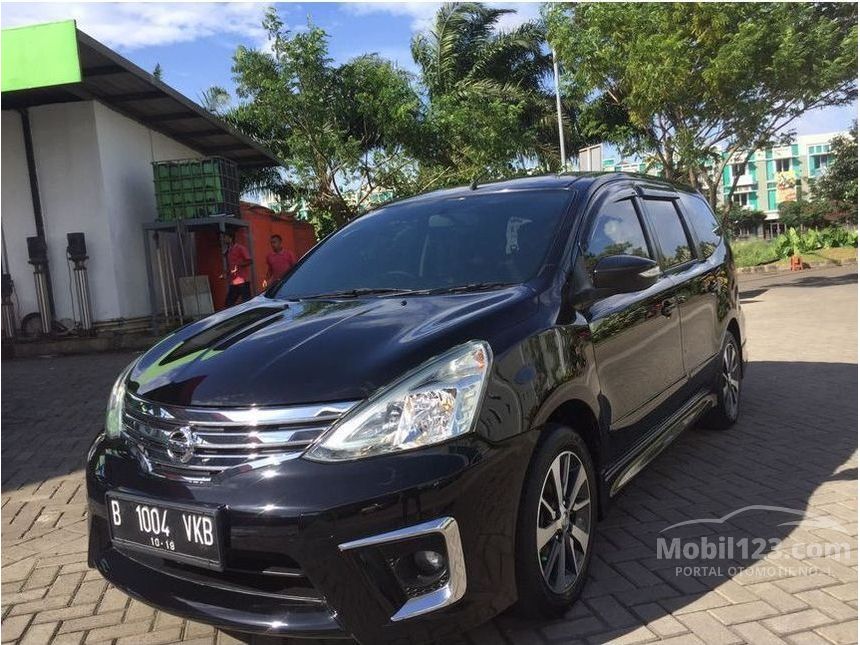 Jual Mobil Nissan Grand Livina 2014 Highway Star Autech 1 