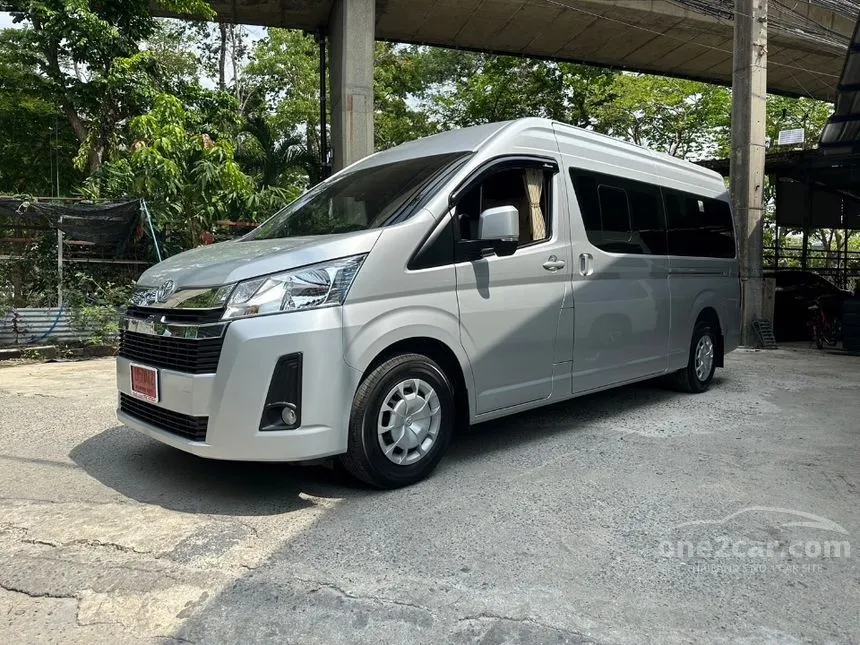 2024 Toyota Commuter Van