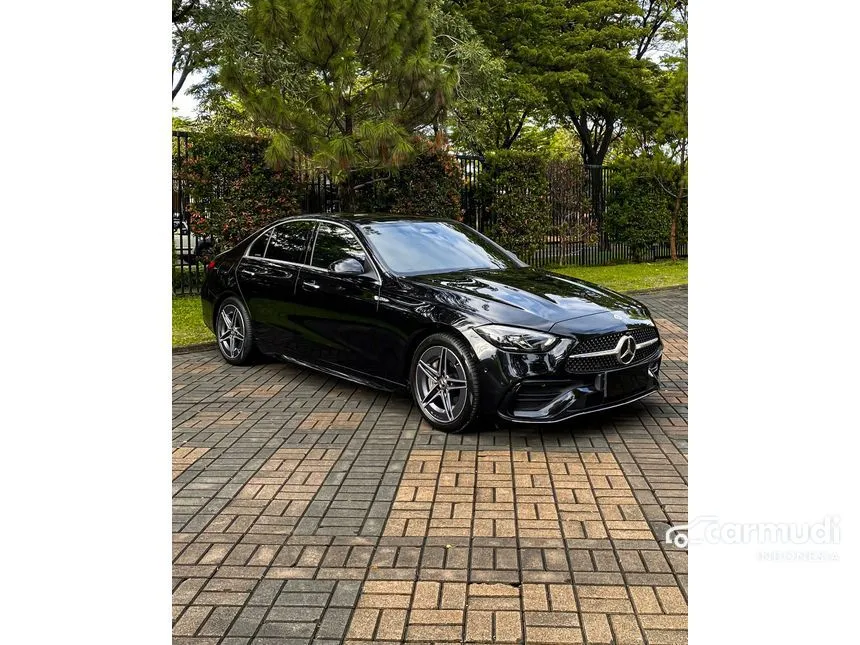 2022 Mercedes-Benz C300 AMG Line Sedan
