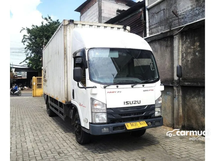 Jual Mobil Isuzu Elf 2021 NMR 71 T SD L 4.6 di DKI Jakarta Manual Trucks Putih Rp 344.000.000