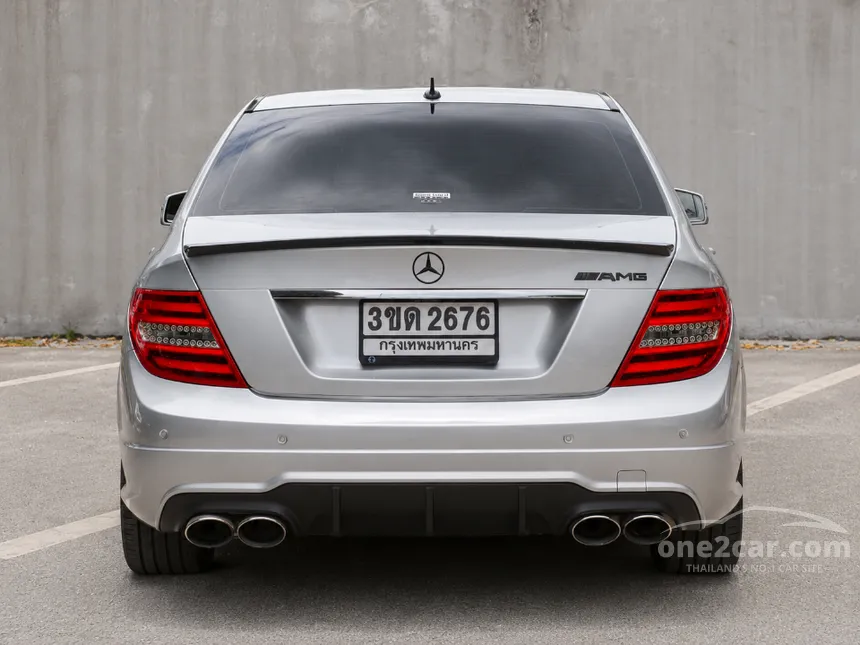 2013 Mercedes-Benz C200 CGI BlueEFFICIENCY Sedan