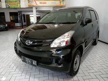 2013 Daihatsu Xenia 989 D MT terawat dijual di malang