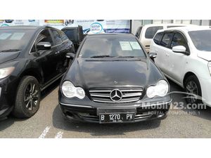 Mercedes-Benz Mobil Bekas Baru dijual di Indonesia 