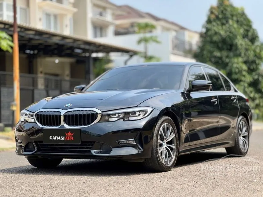2021 BMW 320i Dynamic Sedan